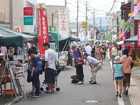 しずくいし軽トラック市02